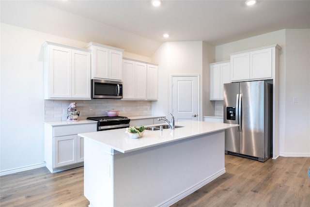 2712 Cain Dr, Anna, TX 75409 - kitchen featuring recessed lighting, decorative backsplash, stainless steel appliances, and a sink