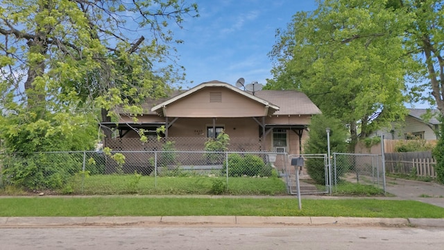 3431 Ada Ave, Fort Worth, TX 76105 - bungalow-style home featuring a gate and a fenced front yard