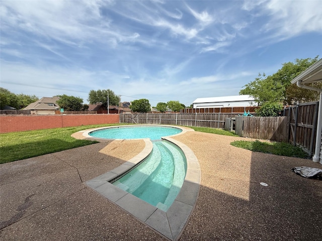 6926 Wickliff Trl, Plano, TX 75023 - view of swimming pool with a patio area