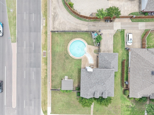 6926 Wickliff Trl, Plano, TX 75023 - aerial view of a pool area