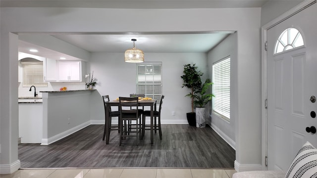 2904 Chestnut Ave, Fort Worth, TX 76106 - dining space featuring recessed lighting, dark wood finished floors, plenty of natural light, and baseboards