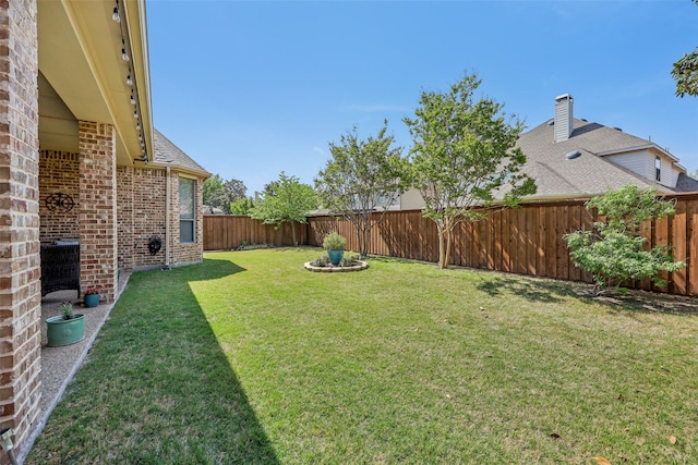 7905 Trixie Trail Dr, Mckinney, TX 75070 - view of yard with central AC