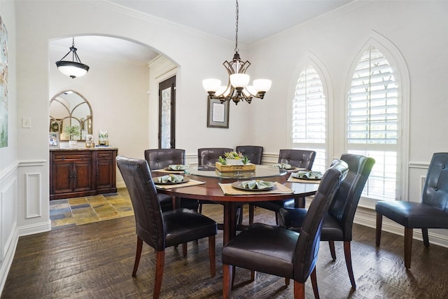 7200 Oak Creeks Ct, Fort Worth, TX 76135 - living room featuring crown molding, baseboards, ceiling fan, arched walkways, and stone finish flooring