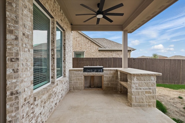 3120 Bent Creek Dr, Anna, TX 75409 - view of patio / terrace featuring exterior kitchen, a ceiling fan, fence, and area for grilling