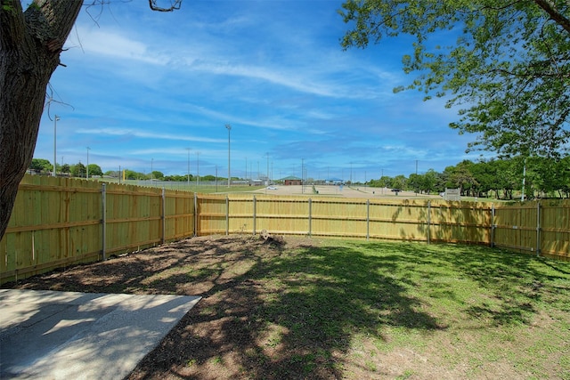 405 Derby Ln, Desoto, TX 75115 - view of yard with a fenced backyard