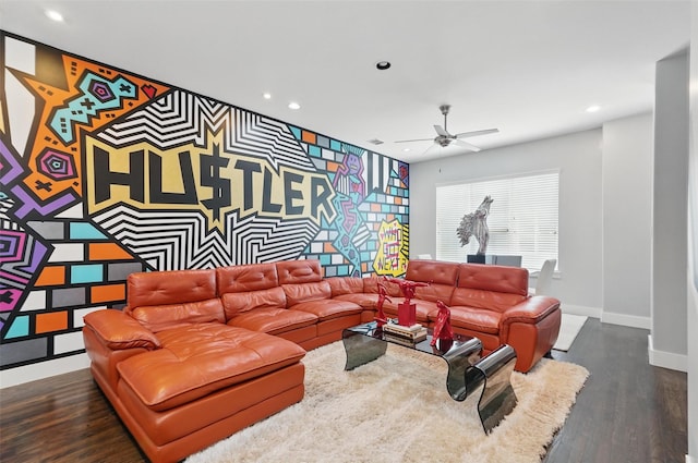 living area featuring recessed lighting, wood finished floors, visible vents, baseboards, and ceiling fan