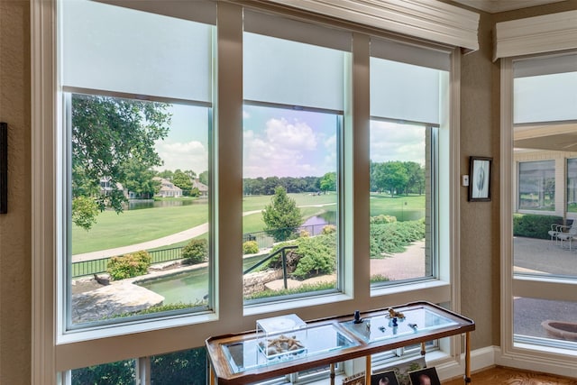 6001 Laurel Valley Ct, Fort Worth, TX 76132 - detailed view of a golf club and a textured wall