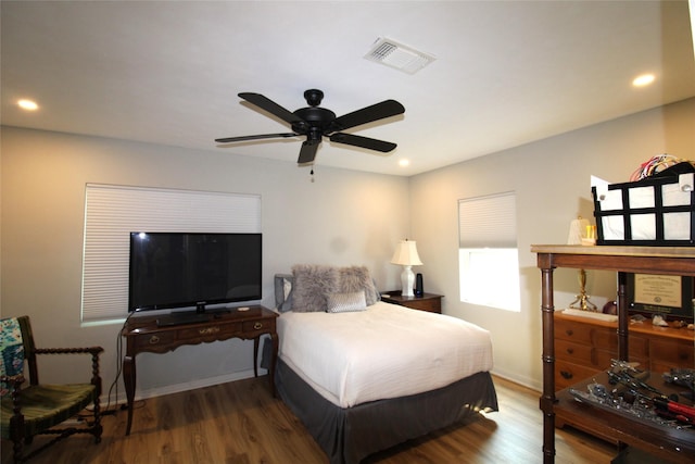bedroom featuring recessed lighting, wood finished floors, visible vents, and a ceiling fan