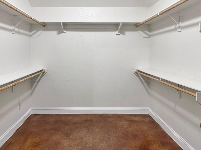 1114 N Elm St, Weatherford, TX 76086 - view of walk in closet