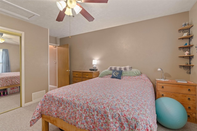 807-809 Sun Valley Dr, Denton, TX 76209 - carpeted bedroom featuring ceiling fan, baseboards, visible vents, and a closet