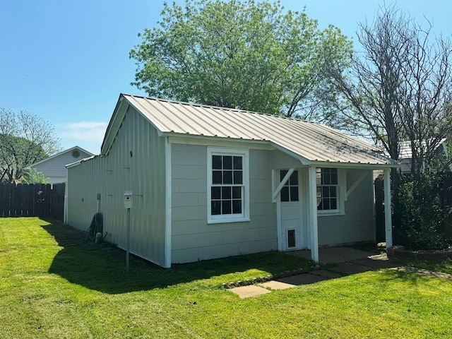 308 N Pecan St, Muenster, TX 76252 - view of outbuilding featuring fence