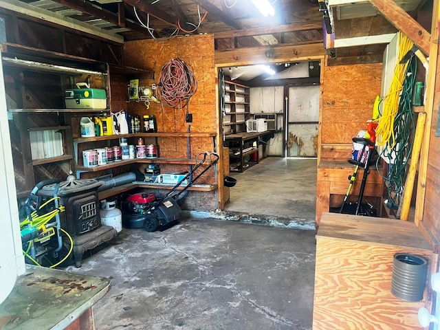 308 N Pecan St, Muenster, TX 76252 - interior space with a workshop area