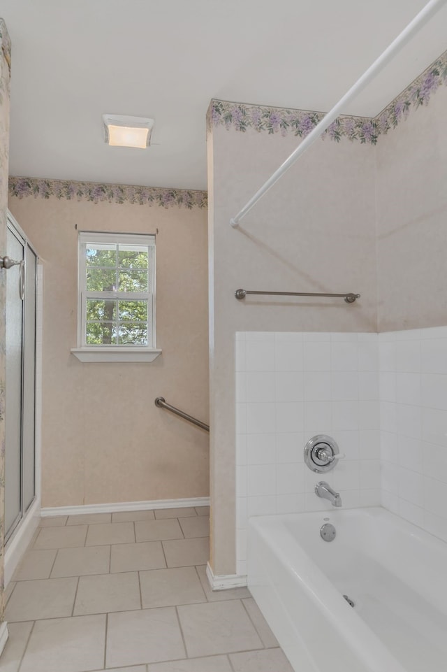327 Saddle Club Rd, Weatherford, TX 76088 - full bath featuring a bath, a shower with shower door, and baseboards