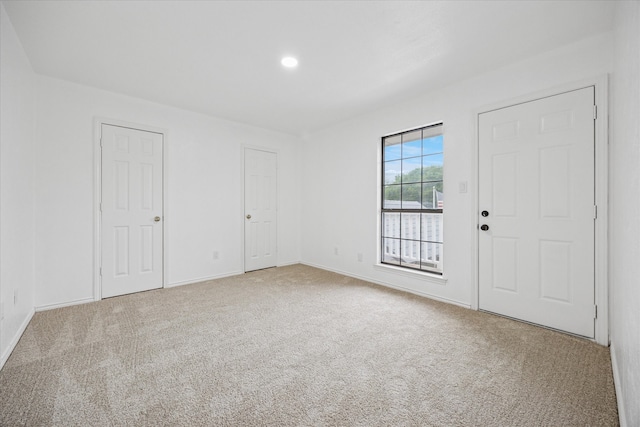 845 Canyon Crest Dr, Irving, TX 75063 - carpeted spare room featuring baseboards and recessed lighting