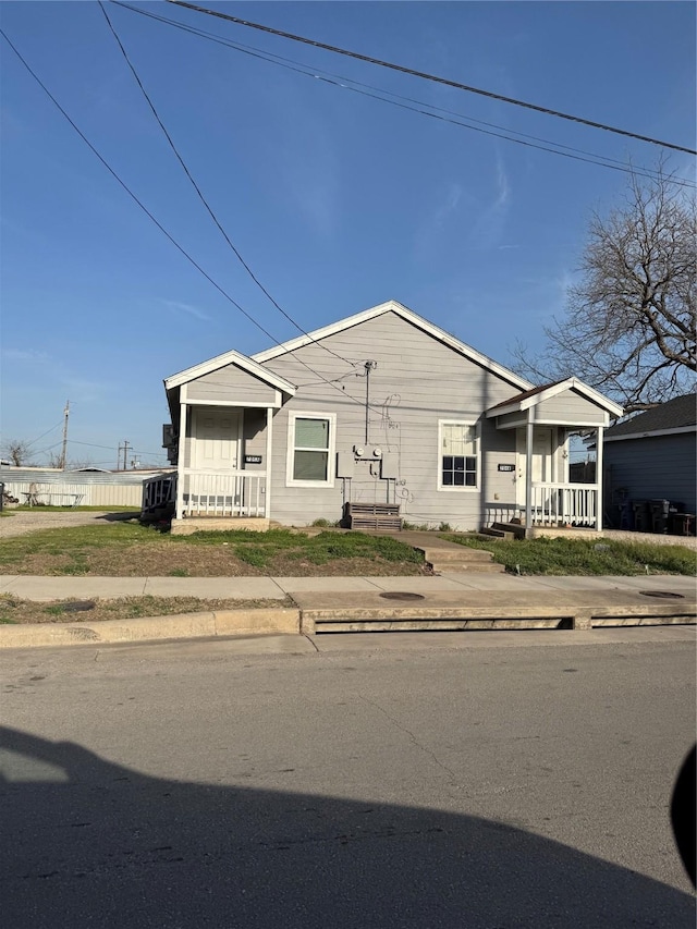 704 N Tennessee St, Mckinney, TX 75069 - view of front of home with covered porch