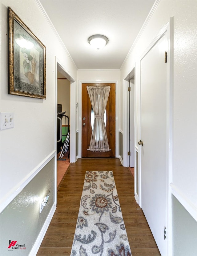 3873 Talton St, Shreveport, LA 71119 - doorway featuring dark wood finished floors and crown molding