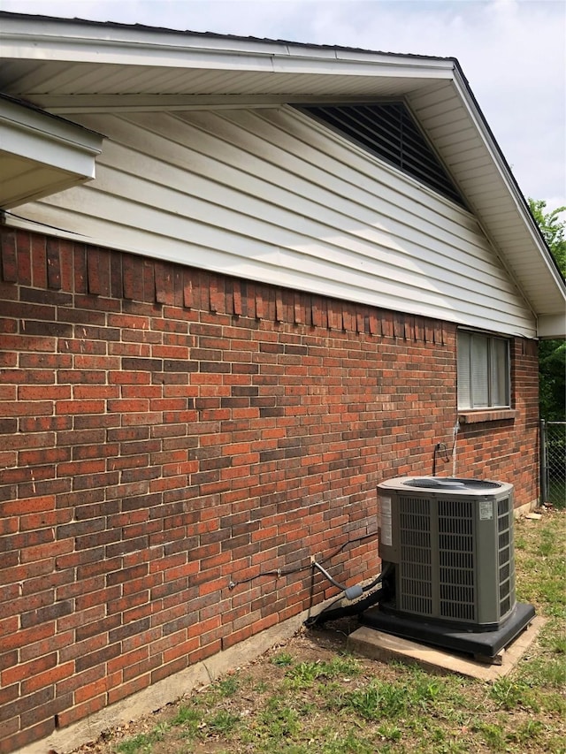 414 Brookview Dr, Desoto, TX 75115 - details with central AC unit and brick siding
