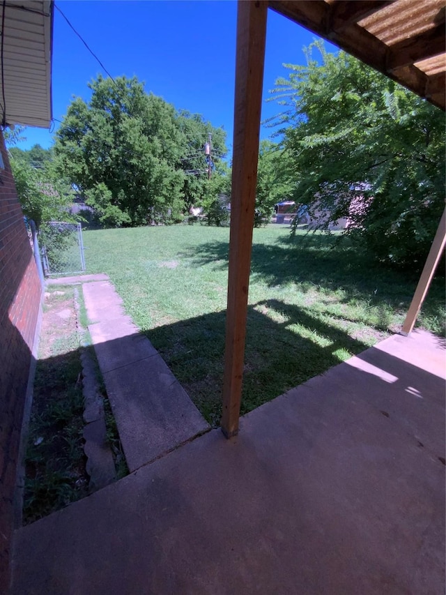 414 Brookview Dr, Desoto, TX 75115 - view of yard with a patio area