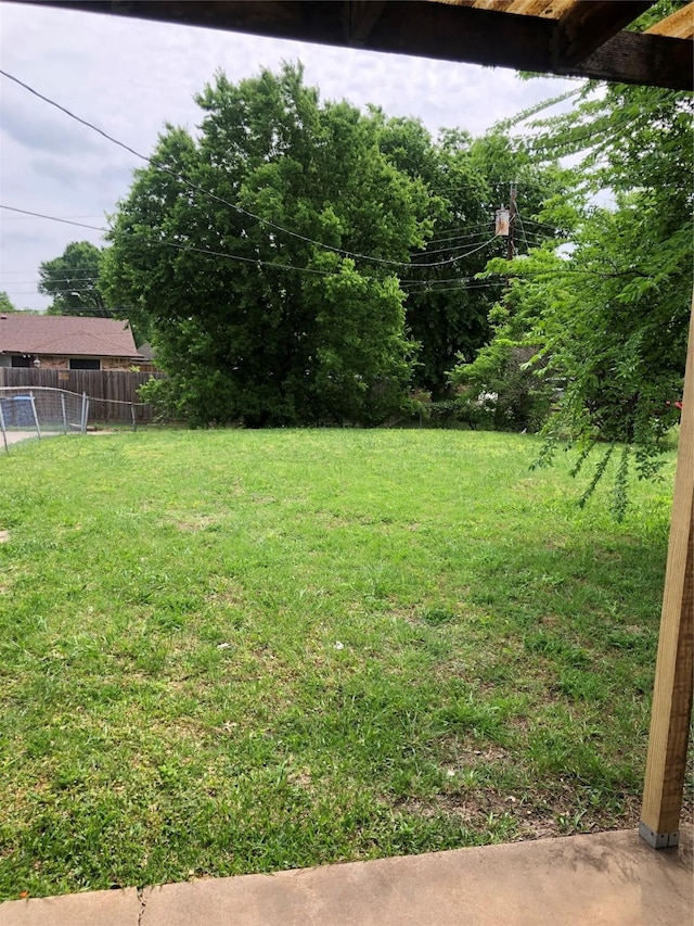 414 Brookview Dr, Desoto, TX 75115 - view of yard featuring fence