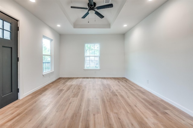 604 N E St, Arlington, TX 76011 - interior space with light wood finished floors, visible vents, recessed lighting, and ceiling fan
