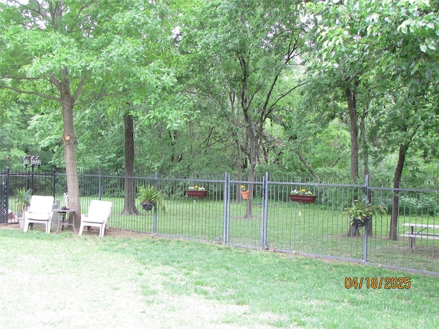 2709 Lakeside Dr, Burleson, TX 76028 - exterior space with a yard and fence
