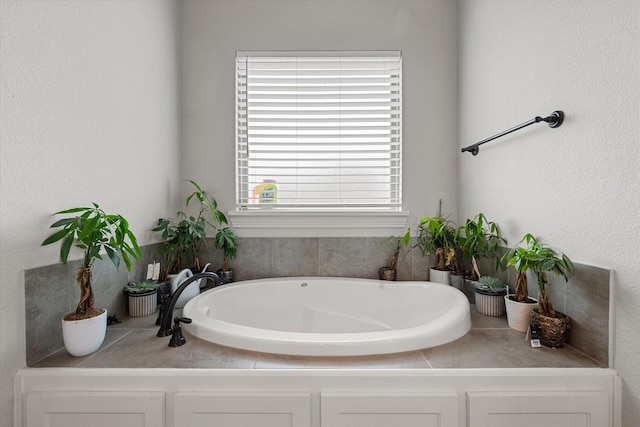 351 Evening Fire Dr, Waxahachie, TX 75167 - bathroom with a bath