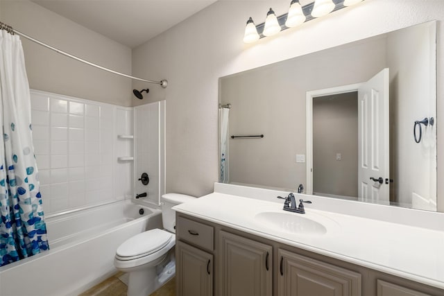 full bathroom with shower / bath combo with shower curtain, vanity, and toilet