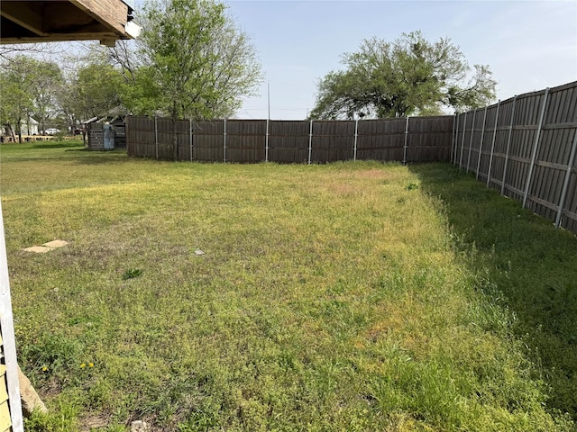 view of yard featuring fence