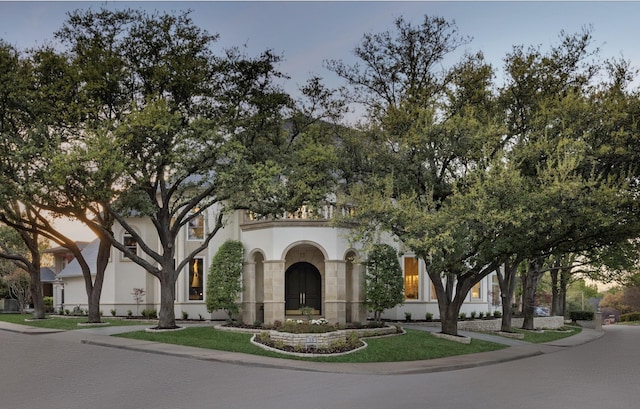 13 Downs Lake Cir, Dallas, TX 75230 - view of front facade featuring stucco siding