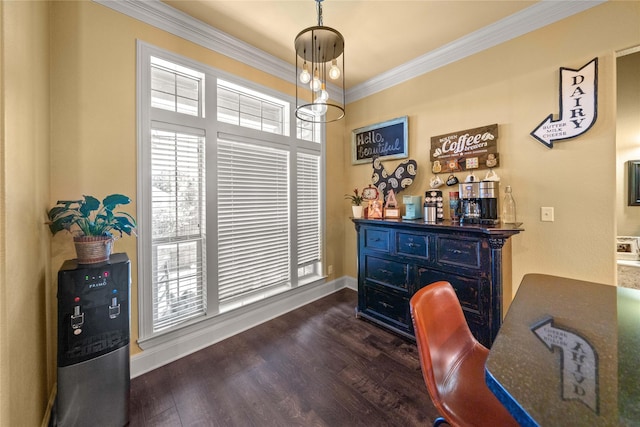 home office featuring baseboards, a bar, dark wood-style floors, and ornamental molding