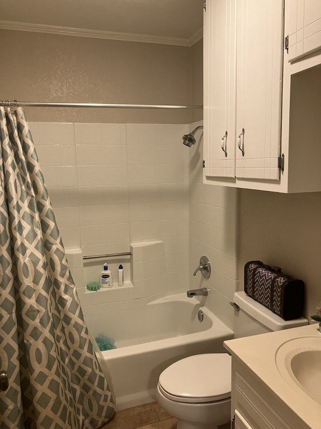bathroom featuring shower / tub combo, vanity, crown molding, and toilet