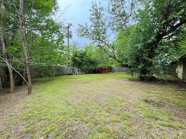 107 N Main St, Crandall, TX 75114 - view of yard featuring a fenced backyard