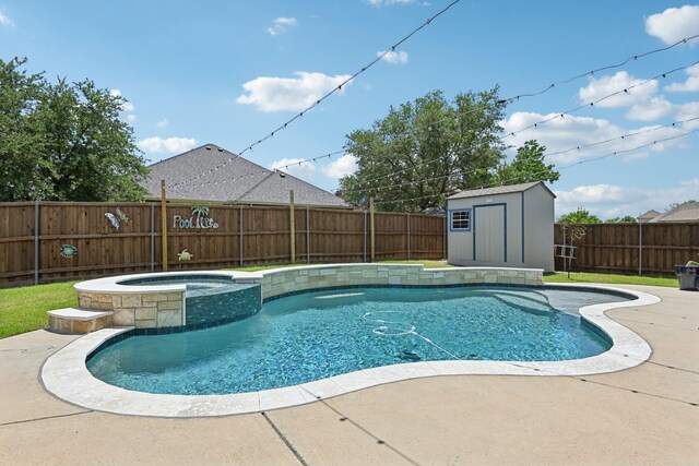 202 Beacon Hill Ln, Forney, TX 75126 - view of yard with a patio area and an outdoor structure