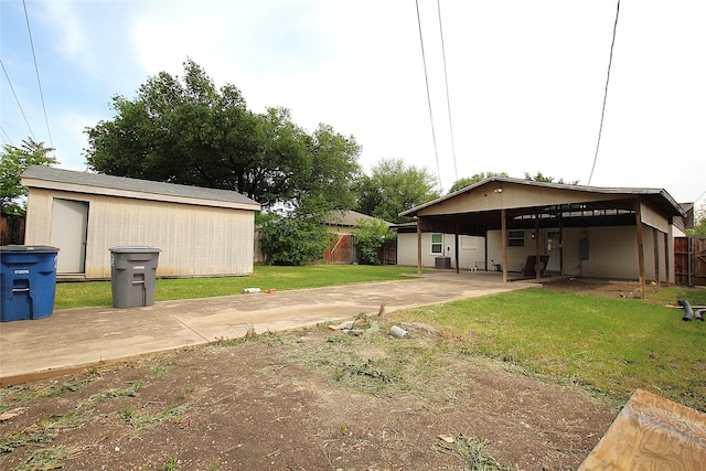 2427 Costa Mesa Dr, Dallas, TX 75228 - view of yard with fence and an outdoor structure