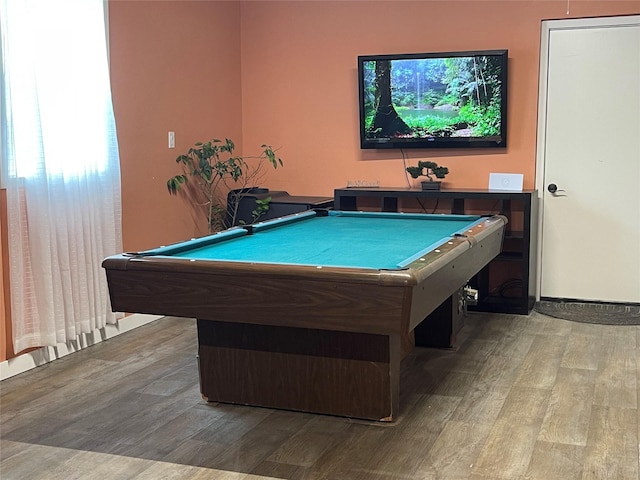 recreation room featuring wood finished floors and pool table