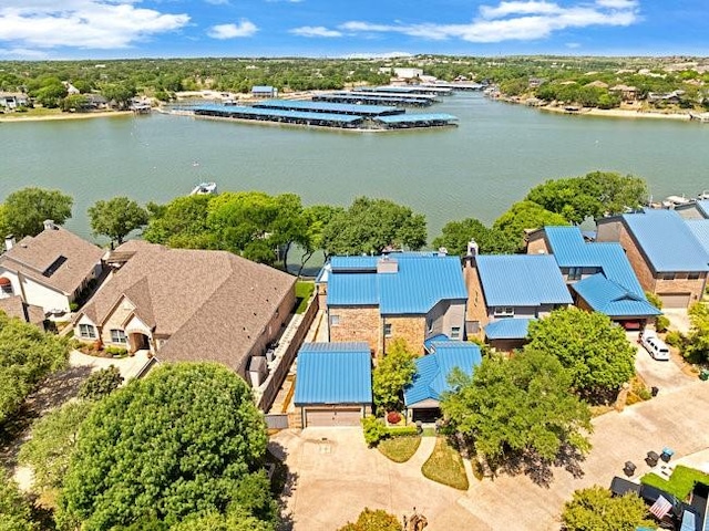 7909 Bal Harbour Ct, Fort Worth, TX 76179 - aerial perspective of suburban area with a large body of water