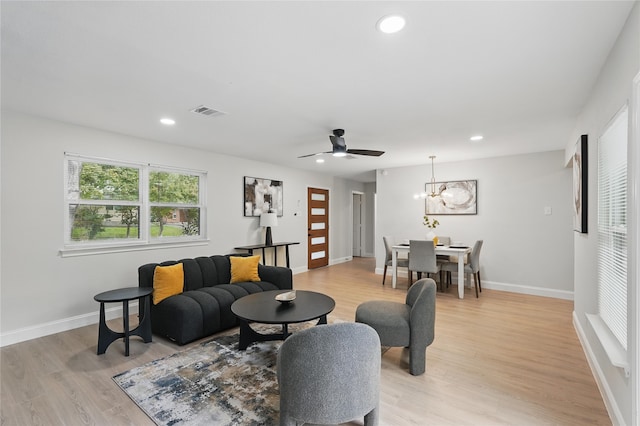 841 Lake Terrace Cir, Dallas, TX 75218 - living area featuring light wood-style flooring, recessed lighting, ceiling fan, and baseboards