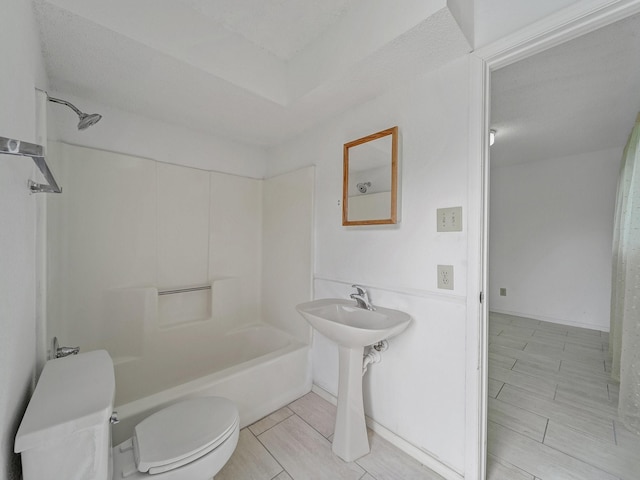 907 Red Oak Creek Dr, Ovilla, TX 75154 - bathroom featuring toilet and  shower combination