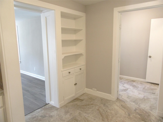 415 Easy St, Marlin, TX 76661 - interior space featuring baseboards and built in shelves