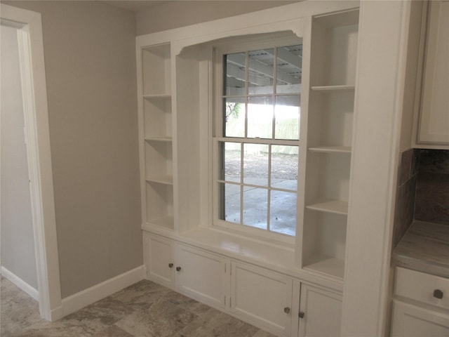 415 Easy St, Marlin, TX 76661 - interior space