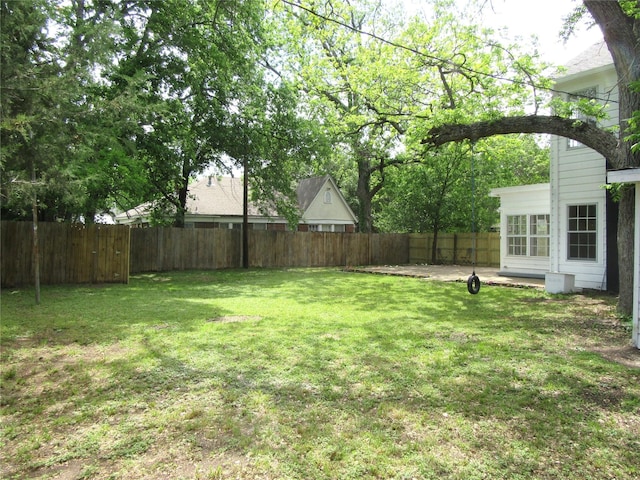 415 Easy St, Marlin, TX 76661 - view of yard featuring a fenced backyard