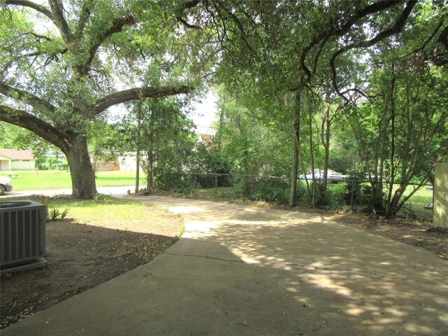 415 Easy St, Marlin, TX 76661 - view of yard featuring fence and cooling unit
