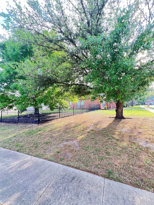 2210 Fairlands Dr, Garland, TX 75040 - view of yard featuring fence