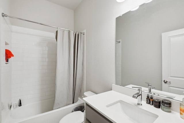 3651 Rainwater Trl, Grand Prairie, TX 76065 - full bathroom with toilet, shower / bath combo, and vanity
