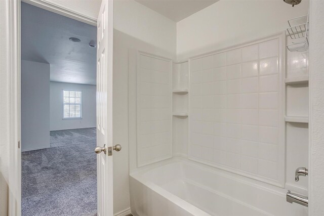 5817 Mirror Ridge Dr, Fort Worth, TX 76179 - spare room featuring a ceiling fan and light carpet
