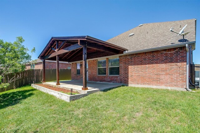 5817 Mirror Ridge Dr, Fort Worth, TX 76179 - bedroom featuring light carpet and ceiling fan