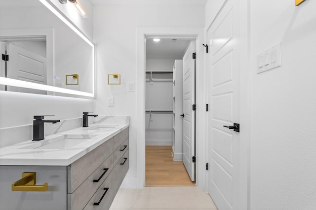 1926 Pueblo St, Dallas, TX 75212 - full bath with double vanity and a sink