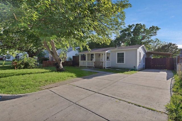 2916 Livingston Ave, Fort Worth, TX 76110 - view of front facade featuring concrete driveway and a porch