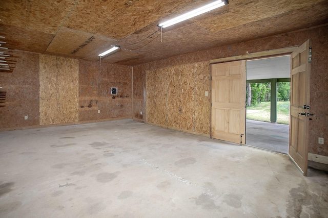 interior space featuring concrete floors