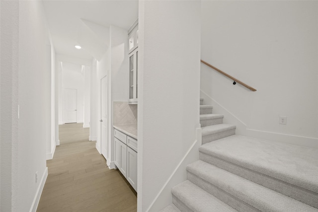 431 Broadmoor, Ovilla, TX 75154 - staircase featuring wood finished floors, recessed lighting, and baseboards
